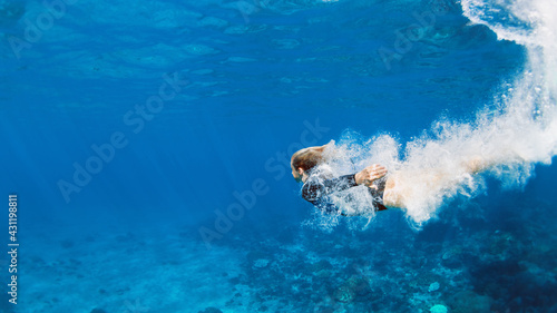 family, beach, snorkel, swimming, vacation, ocean pool, positive kids, diving, caribbean island, underwater sports, hawaii, thailand recreation, people, holiday, happy child, have fun, under water, ma