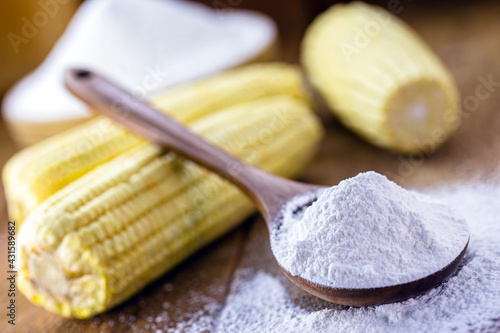 Corn starch is the corn flour used in cooking to prepare creams, as a thickener