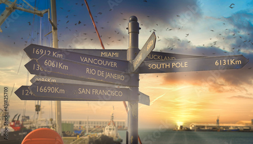 Victoria & Alfred Waterfront - Distances to locations - Cape Town, South Africa