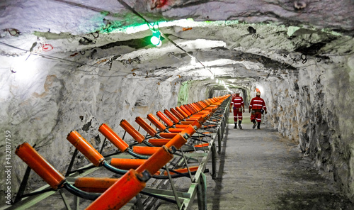 Underground Platinum Palladium Mining and Equipment