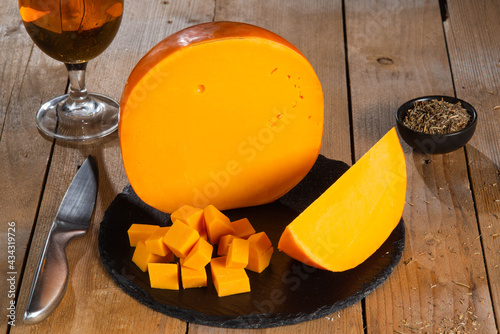 Mimolette jeune