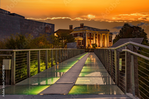 The Hunter Museum of American Art at sunrise. It is an art museum in Chattanooga, Tennessee.