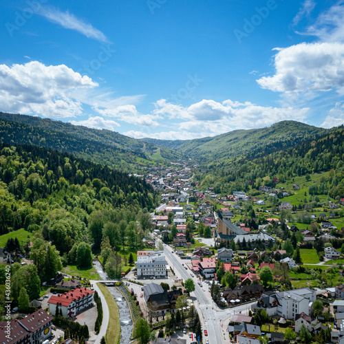 Szczyrk - Krajobraz - miasto szczyrk - centrum - lato - wyjazd na weekend