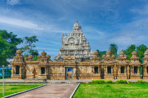 Shot of the Kailashnath Temple, early 8th century Pallava, Kanchipuram, Tamil Nadu, India