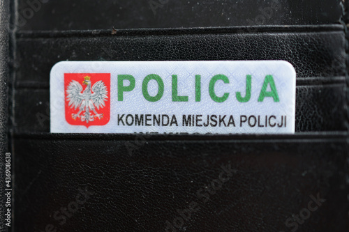 Legitymacja polskiego policjanta - dokument.