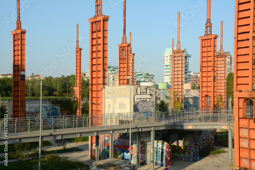 the Environment Park is a technology park lo-cated on the former Teksid areas and was built between 1997 and 2000 on a pro-ject by Emilio Ambasz.