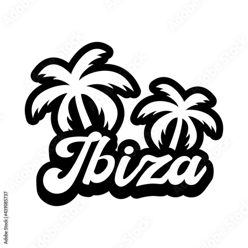 Destino de vacaciones. Logotipo con texto Ibiza con palmeras con sombra en color negro