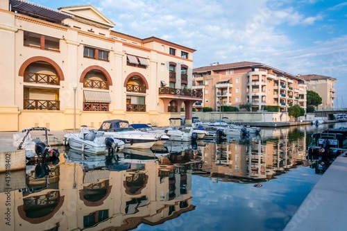 Frejus marina