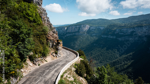 Route et paysage du Vercors en France