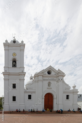Santa Marta, Kolumbia, nad Morzem Karaibskim. Przyjemne miasto z zabytkowymi, głównie białymi budynkami centrum.