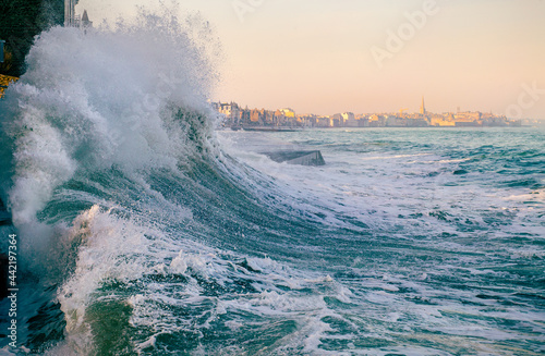 Big wave crushing, high tide in Saint-Malo