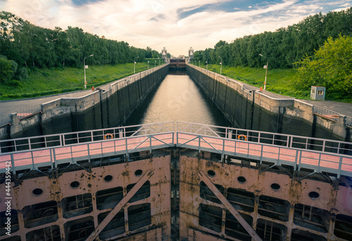 the Moscow Canal (the Moskva-Volga Canal) the longest and importantly russian waterway north to south 1932 - 1937