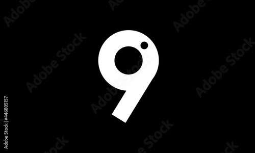 9 Circle Number Unique Modern Logo
