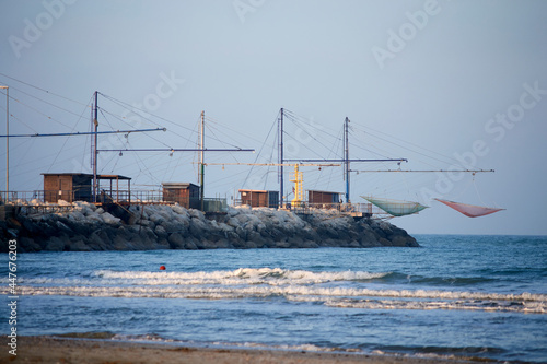 Bilance da pesca a Senigallia (Italia)