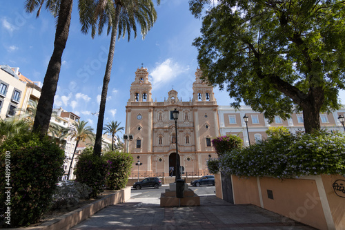 Declarada Monumento Histórico Artístico en 1970, la catedral de Nuestra Señora de la Merced es uno de los atractivos turísticos más significativos de Huelva capital, España