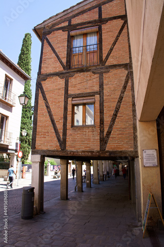 budynek architektura alcala de henares antyczny zabytek