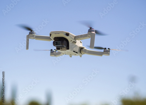 Dron con cámara 4K 