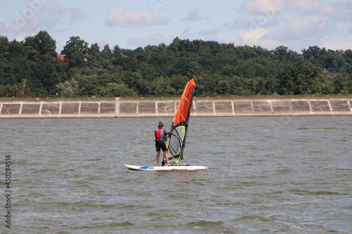 Windsurfing - nauka pływania na Jeziorze Nyskim