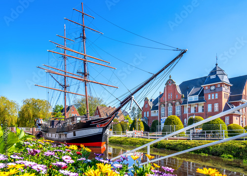 Schiff, Altstadt, Papenburg, Niedersachsen, Deutschland 