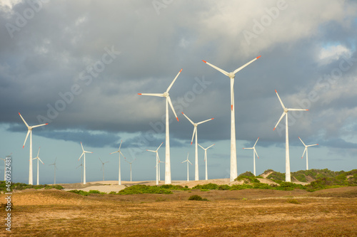 Produção de energia limpa eólica com ventos do mar