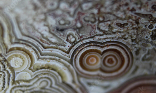 circular patterns on a mexican laced agate 