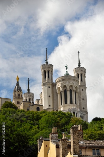 Basilique Notre-Dame de Fourvière (Lyon)