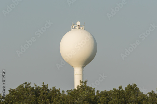 water tower with cell antennas