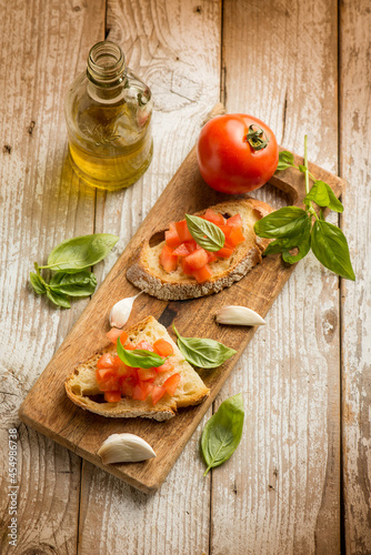 bruschetta garlic tomato basil and olive oil