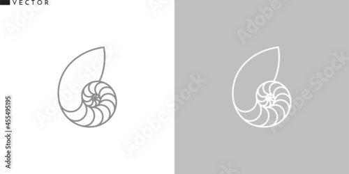 Nautilus shell. Outline style icon