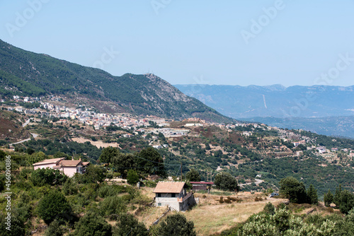 Das Hochland von Sardinien mit den Dörfern Ulassai, Gairo und Lanusei ist ein beeindruckendes Kletterparadies mit den Bergen.