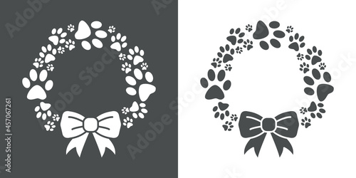 Tiempo de Navidad. Tienda de mascotas. Logotipo corona de navidad con pisadas de perro con lazo de cinta en fondo gris y fondo blanco