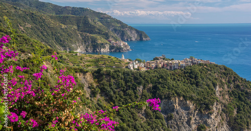 liguria, corniglia, park narodowy, wybrzeże liguryjskie, prowincja la spezia, morski, wybrzeże, woda, italia, krajobraz, niebo, oceanu, klif, lato, podróż, plaza, mediteran, charakter, architektura, o