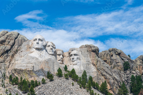 Mount Rushmore on a sunny day.