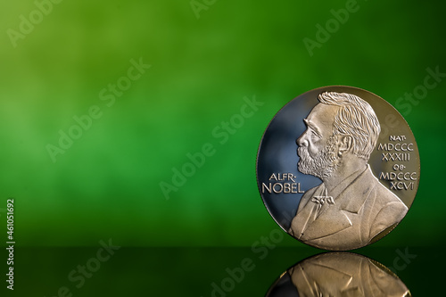 Prix Nobel Alfred sciences paix litterature physique chimie medecine economie