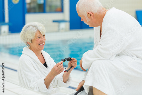 senior couple in spa centre