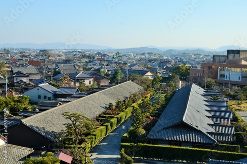 松阪城跡から望む御城番屋敷