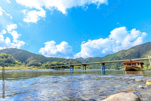 初秋の佐田沈下橋 高知県四万十市 Sada chinka bridge in early autumn. Kochi-ken Shimanto city