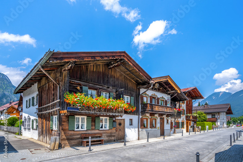 Altes Garmisch Bauernhäuser, Garmisch-Partenkirchen, Bayern, Deutschland 