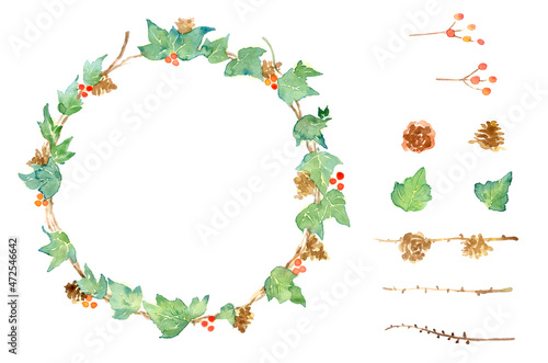 Watercolor painting of a wreath with ivy, pine cones and red berries.