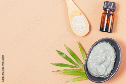 Anti acne clay mask with essential oil