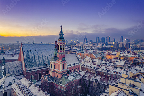 Warszawa - Stare Miasto zimowym świtem