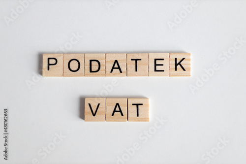 Podatek VAT, reforma podatkowa - słowa z literek na jednolitym tle