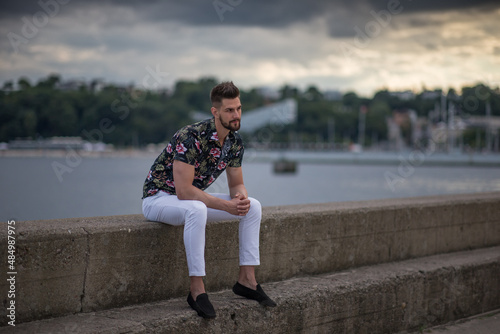 Mateusz Komorowski Gdynia nad morzem spacer pokaz mody fashion