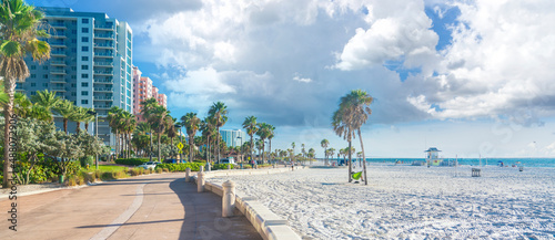 Clearwater plaża z pięknym białym piaskiem na Florydzie w USA