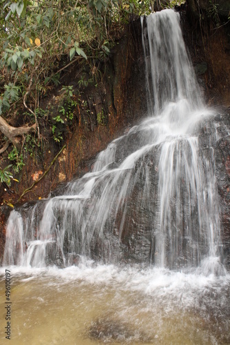 Cachoeira na Chapada dos Veadeiros./Waterfall in Chapada dos Veadeiros.
