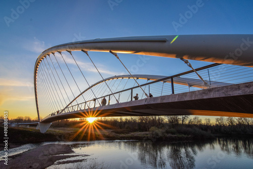 Modern pedestrian bridge over Willamette River in Salem Oregon