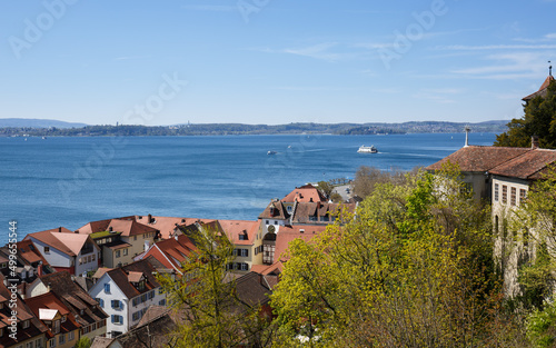 Ausblick von Meersburg auf den Bodensee. View of Lake Constance from Meersburg.