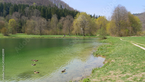 Wanderweg "Kalktuffpfad" zu den Gönninger Seen