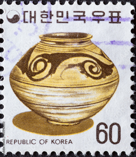 KOREA, SOUTH - CIRCA 1975: a postage stamp from KOREA, SOUTH, showing a traditional painted Ceramic Vase. Circa 1975