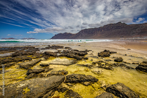 Krajobraz morski. Relaks i wypoczynek na wyspach kanaryjskich, Lanzarote 